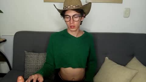 Snapshot of norehg__ chatting on October 8, 2025, 9:07 am Norehg online show from October 8, 2025, 9:07 am