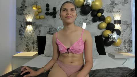Norki  online show from April 15, 2026, 8:31 pm