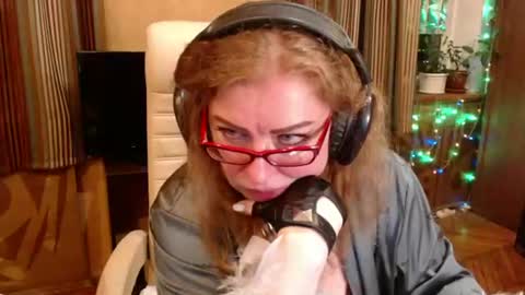 Snapshot of norma_gin chatting on July 4, 2026, 9:32 pm miss Tress online show from July 4, 2026, 9:32 pm