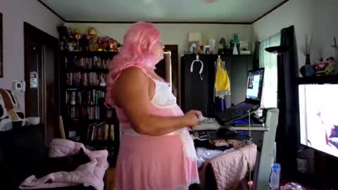 Snapshot of normalguyohio chatting on July 20, 2026, 12:29 pm normalguyohio online show from July 20, 2026, 12:29 pm