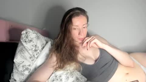 Snapshot of nortar9766 chatting on January 13, 2025, 10:45 pm Emily snow online show from January 13, 2025, 10:45 pm