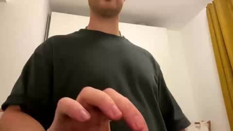 Snapshot of noshame94 chatting on November 18, 2025, 4:39 am noshame94 online show from November 18, 2025, 4:39 am