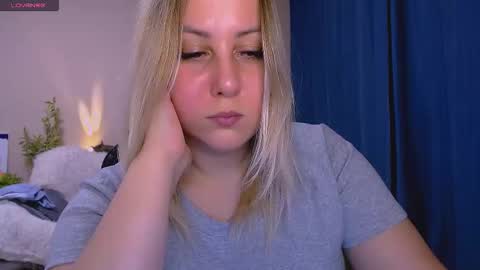 hi glad to chat online show from November 28, 2025, 3:58 pm