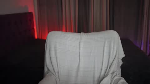 Tina online show from April 16, 2026, 9:39 pm