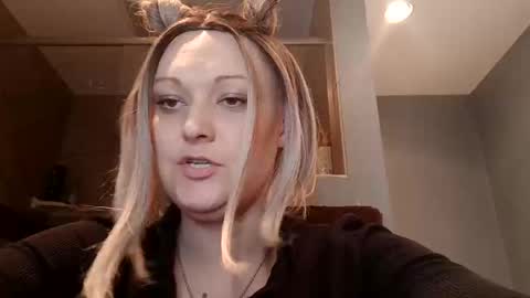 notouchmami online show from October 29, 2025, 3:53 am