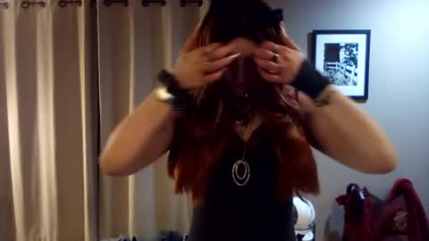 notouchmami online show from August 6, 2026, 11:34 am