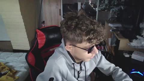 Snapshot of notspace_721128 chatting on December 16, 2024, 2:16 pm NotSpace online show from December 16, 2024, 2:16 pm