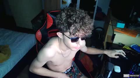 Snapshot of notspace_721128 chatting on March 7, 2025, 10:21 pm NotSpace online show from March 7, 2025, 10:21 pm