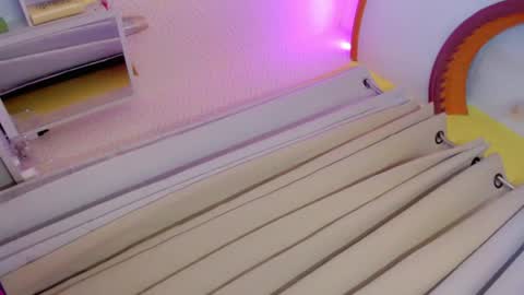 nova_licious online show from June 9, 2026, 5:02 pm
