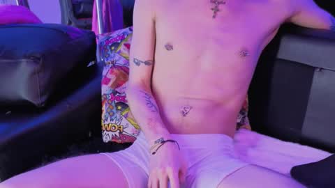 Nova Salvatore online show from February 3, 2026, 6:40 am