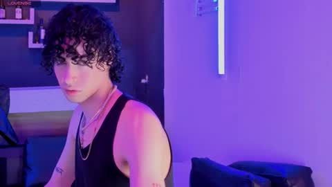 Nova Salvatore online show from February 18, 2026, 4:08 am