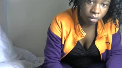 Snapshot of novaah chatting on October 12, 2025, 1:32 pm novaah online show from October 12, 2025, 1:32 pm