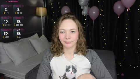 Snapshot of novaeva_ chatting on April 1, 2026, 12:11 am Eva online show from April 1, 2026, 12:11 am