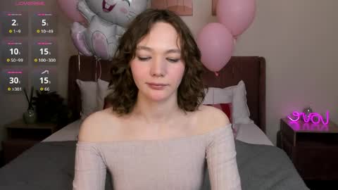Snapshot of novaeva_ chatting on April 4, 2026, 12:09 am Eva online show from April 4, 2026, 12:09 am