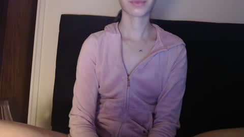 Olivia online show from January 12, 2025, 10:43 pm