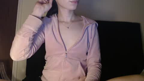 Olivia online show from January 13, 2025, 3:23 am