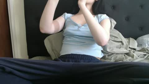 Snapshot of novafrey chatting on June 16, 2026, 8:44 pm Olivia online show from June 16, 2026, 8:44 pm