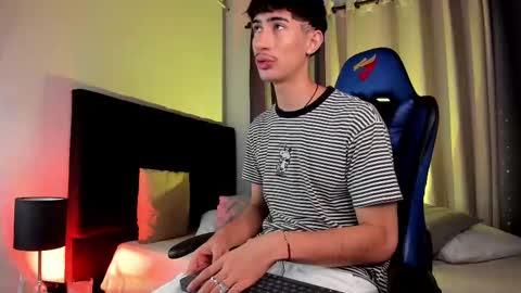 Nova online show from October 8, 2025, 6:49 pm