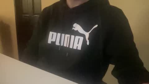 novio_muyalto online show from December 2, 2025, 8:15 pm