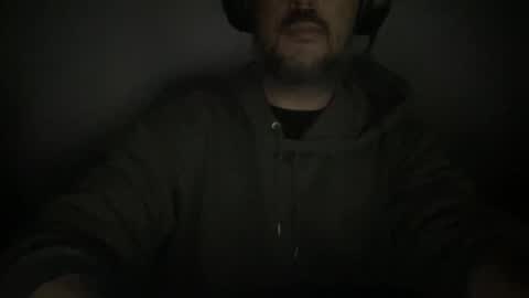 novio_muyalto online show from April 28, 2026, 6:18 am