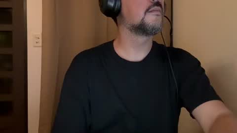novio_muyalto online show from June 27, 2026, 12:26 am