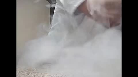 Snapshot of nowornever669 chatting on October 17, 2025, 2:59 am CLOUDYKINF online show from October 17, 2025, 2:59 am