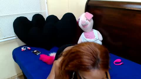 Nubiangiggles online show from April 10, 2026, 8:52 am