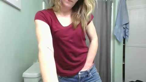 Snapshot of nudenene22 chatting on April 3, 2026, 7:06 am nudenene22 online show from April 3, 2026, 7:06 am