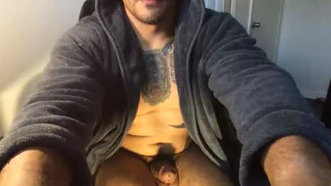 nudenewbie2345 online show from April 29, 2026, 9:10 pm