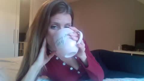 Alice  Nudgeman online show from October 18, 2025, 1:56 pm