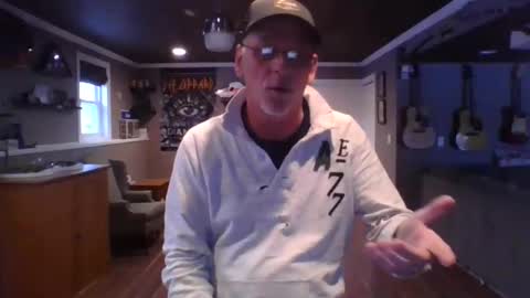 Snapshot of nudistguy194549 chatting on January 12, 2025, 8:25 pm Nudistguy online show from January 12, 2025, 8:25 pm