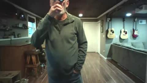 Snapshot of nudistguy194549 chatting on October 26, 2025, 9:53 pm Nudistguy online show from October 26, 2025, 9:53 pm