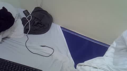 nunu_40 online show from February 5, 2026, 10:53 am