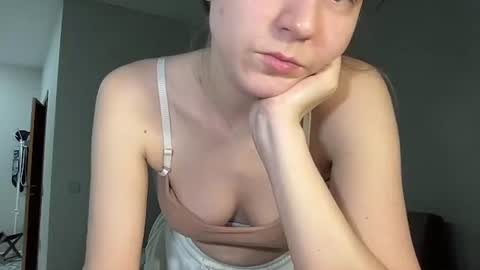 Ema online show from March 29, 2026, 5:57 pm