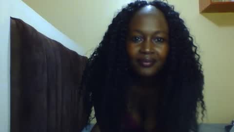 Snapshot of nutgal_ chatting on October 11, 2025, 5:00 pm nutgal online show from October 11, 2025, 5:00 pm