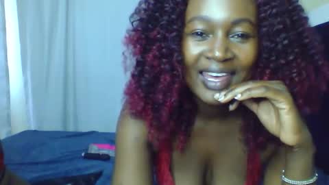 Snapshot of nutgal_ chatting on November 13, 2025, 12:04 pm nutgal online show from November 13, 2025, 12:04 pm