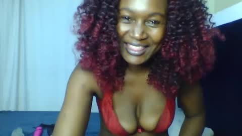 Snapshot of nutgal_ chatting on November 14, 2025, 12:20 am nutgal online show from November 14, 2025, 12:20 am