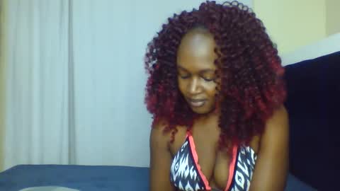 Snapshot of nutgal_ chatting on November 17, 2025, 4:57 pm nutgal online show from November 17, 2025, 4:57 pm