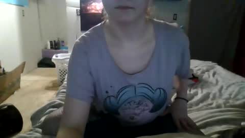 Snapshot of nuthin2cee chatting on December 2, 2025, 9:14 am nuthin2cee online show from December 2, 2025, 9:14 am