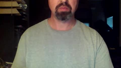 Snapshot of nvrenuff1979 chatting on February 11, 2026, 12:32 pm nvrenuff1979 online show from February 11, 2026, 12:32 pm