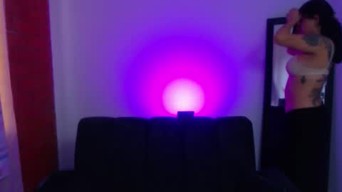 Snapshot of nyahmackenzie chatting on November 18, 2025, 8:13 pm NyahMackenzie online show from November 18, 2025, 8:13 pm