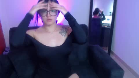 Snapshot of nyahmackenzie chatting on November 21, 2025, 6:28 pm NyahMackenzie online show from November 21, 2025, 6:28 pm