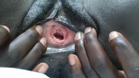 nyashkit online show from November 10, 2025, 10:20 pm