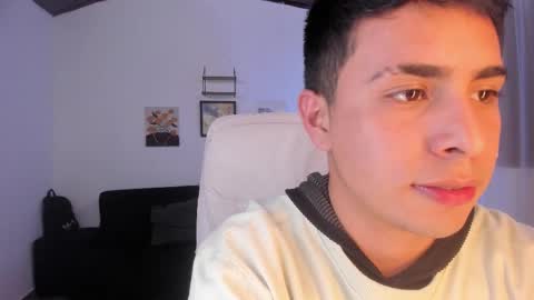 Snapshot of nyko_ds chatting on October 4, 2025, 8:18 pm nyko_ds online show from October 4, 2025, 8:18 pm