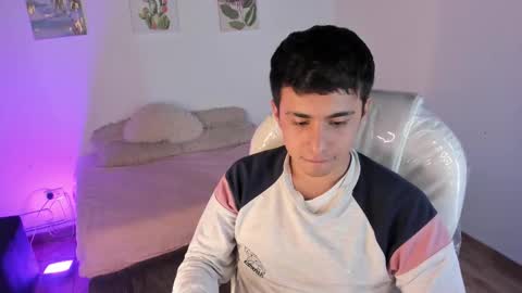 Snapshot of nyko_ds chatting on October 17, 2025, 5:21 am nyko_ds online show from October 17, 2025, 5:21 am