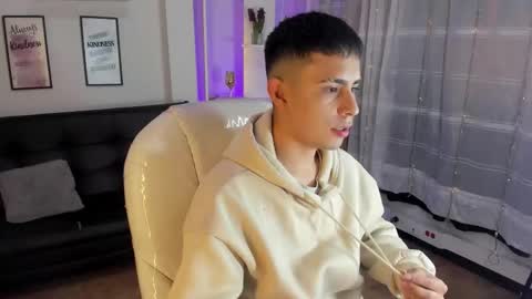 Snapshot of nyko_ds chatting on November 1, 2025, 3:52 am nyko_ds online show from November 1, 2025, 3:52 am