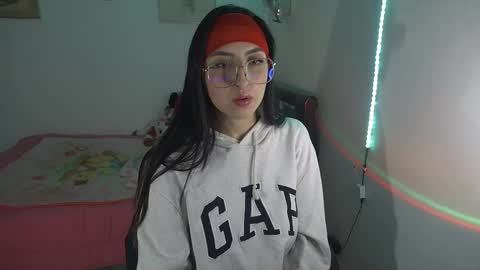 Frida online show from November 21, 2025, 5:17 am