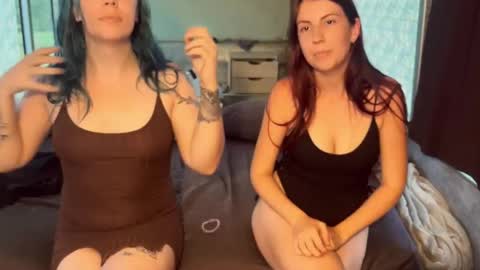 Snapshot of nympharabelle chatting on October 18, 2025, 6:37 am Creamy Grapefruit online show from October 18, 2025, 6:37 am