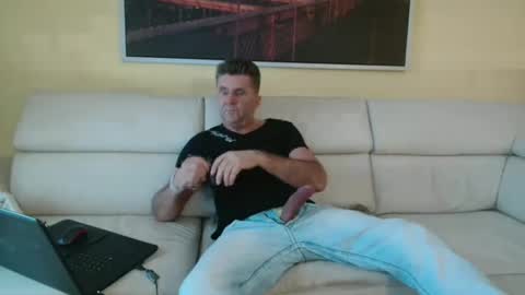 Snapshot of nymphomanboy chatting on January 4, 2025, 7:13 am Marc online show from January 4, 2025, 7:13 am