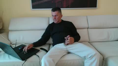 Marc online show from October 6, 2025, 5:38 am